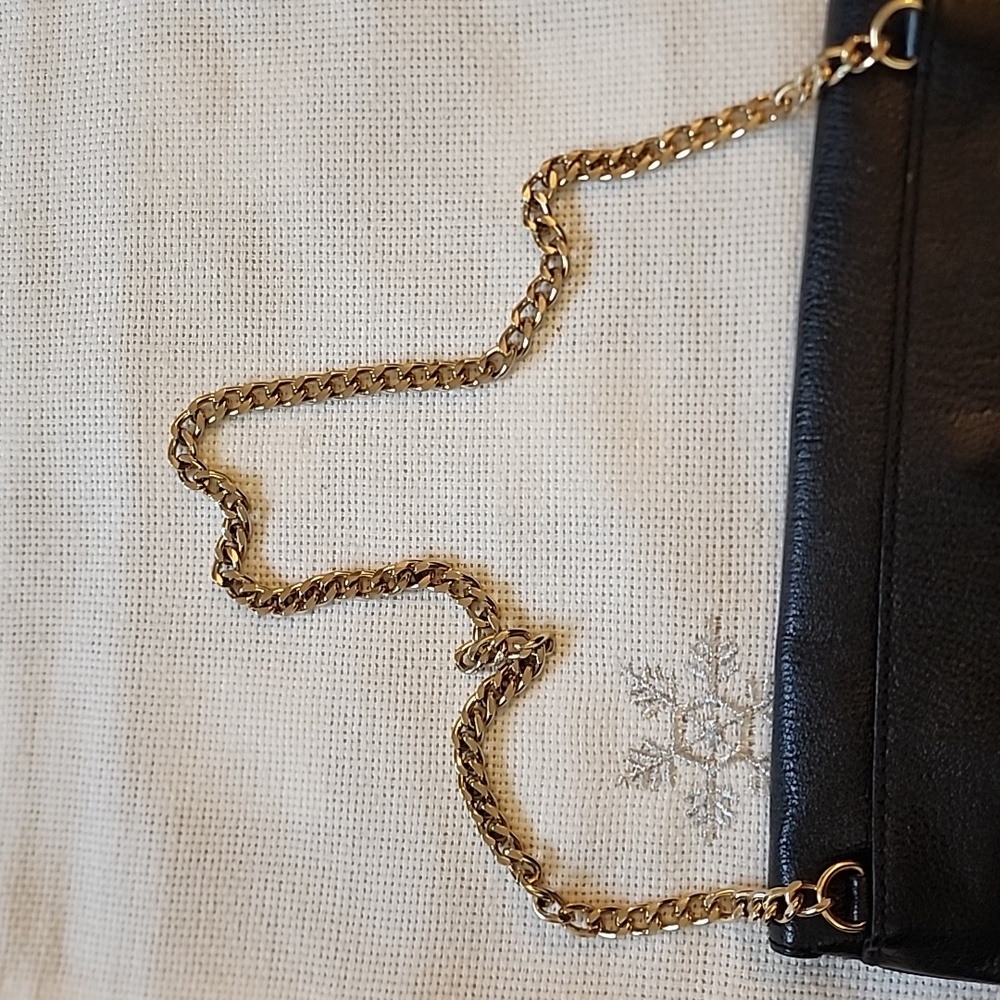 Michael Kors Black Leather Chain Shoulder Bag. - Picture 11 of 13
